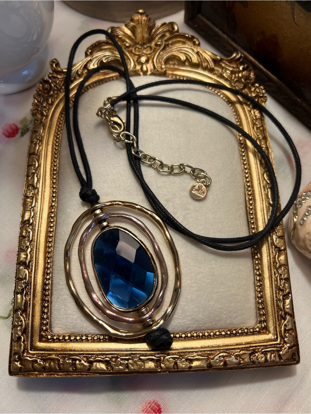 Gold-Tone Necklace with Deep Blue Faceted Pendant